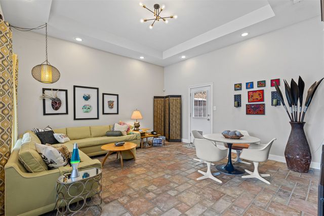 1104 Cherrywood Drive, Cleburne, TX 76033