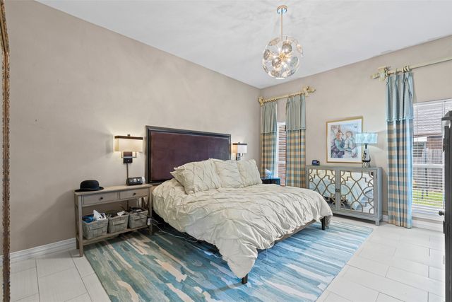 1104 Cherrywood Drive, Cleburne, TX 76033