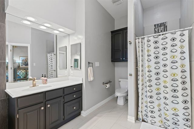 1104 Cherrywood Drive, Cleburne, TX 76033