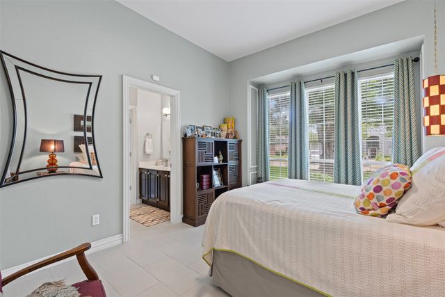 1104 Cherrywood Drive, Cleburne, TX 76033