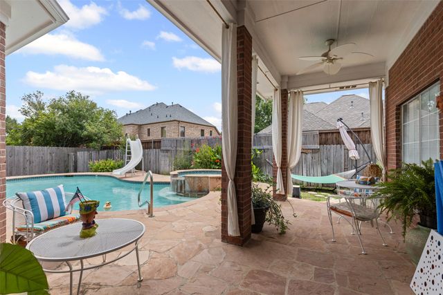 1104 Cherrywood Drive, Cleburne, TX 76033