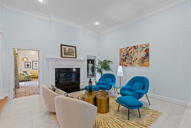 1104 Cherrywood Drive, Cleburne, TX 76033