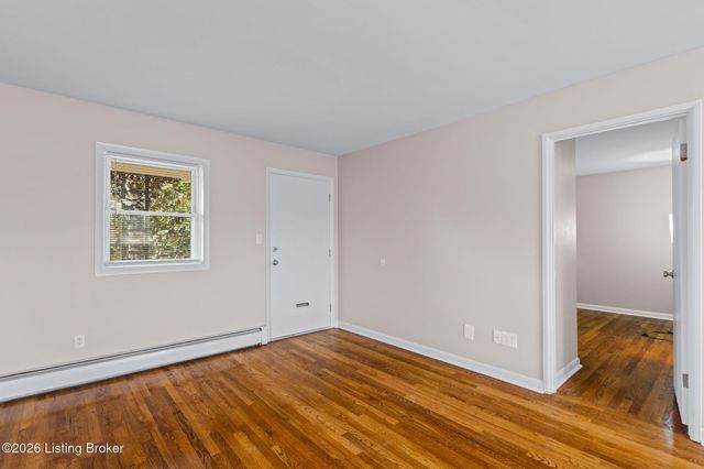 198 Crescent Ave APT 13, Louisville, KY 40206