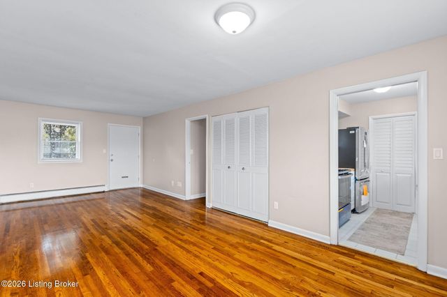198 Crescent Ave APT 13, Louisville, KY 40206