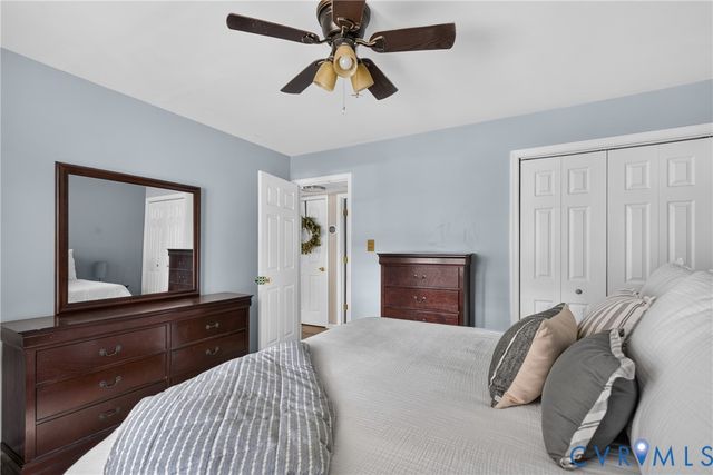 318 Bull Run Dr, Hopewell, VA 23860