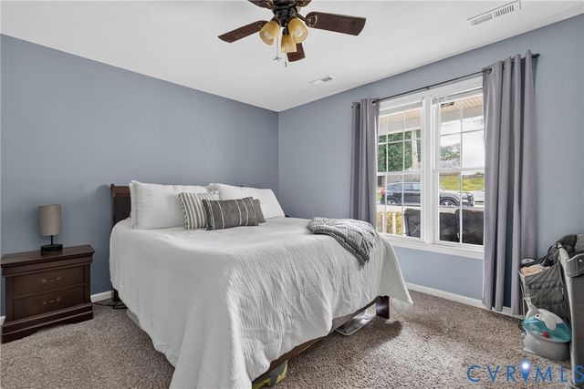 318 Bull Run Dr, Hopewell, VA 23860