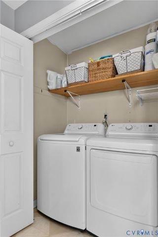 318 Bull Run Dr, Hopewell, VA 23860