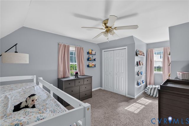 318 Bull Run Dr, Hopewell, VA 23860