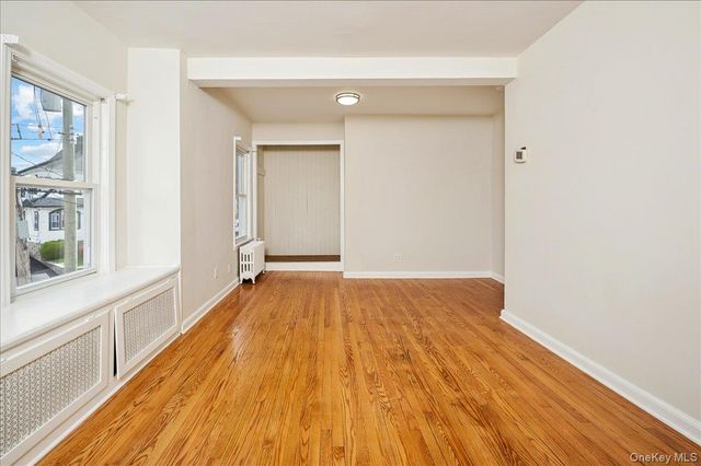 42 Glen Road, Eastchester, NY 10709