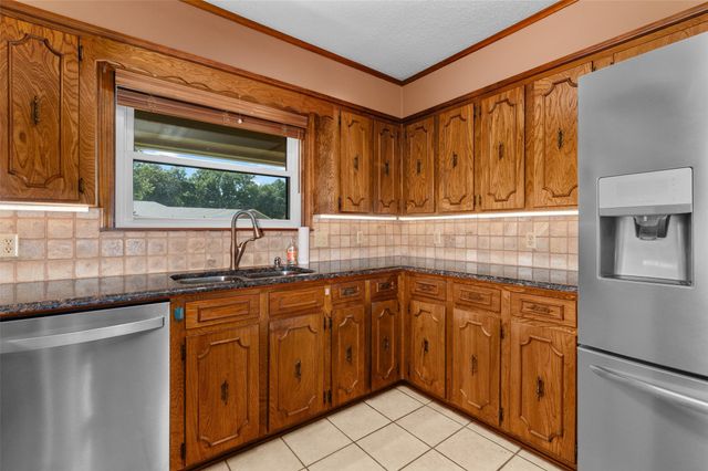 2300 Brookhaven Drive, Bossier City, LA 71111