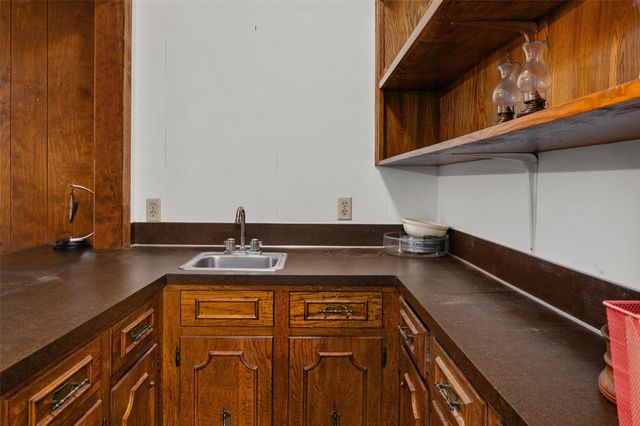 2300 Brookhaven Drive, Bossier City, LA 71111