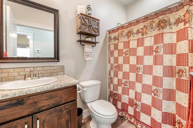 831 Lynx Dr, Jerome, ID 83338