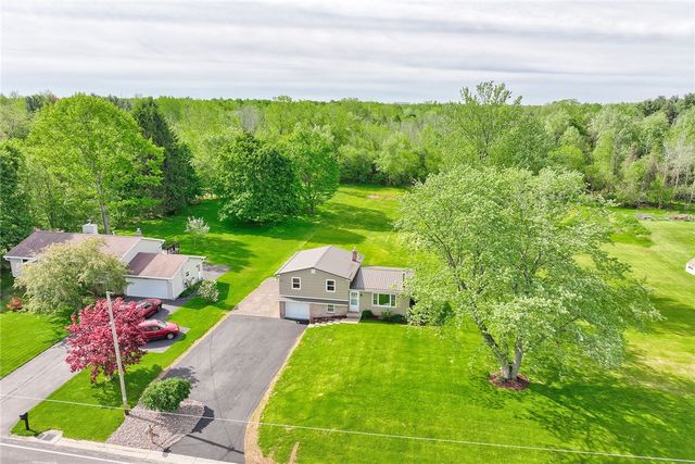 1815 Woodard Road, Webster, NY 14580