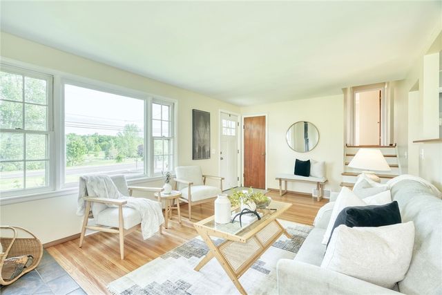 1815 Woodard Road, Webster, NY 14580