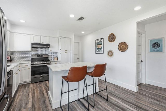 5800 Pinon Vista DR, Austin, TX 78724