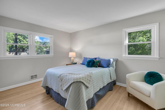 564 Morley Court, Middletown, NJ 07718