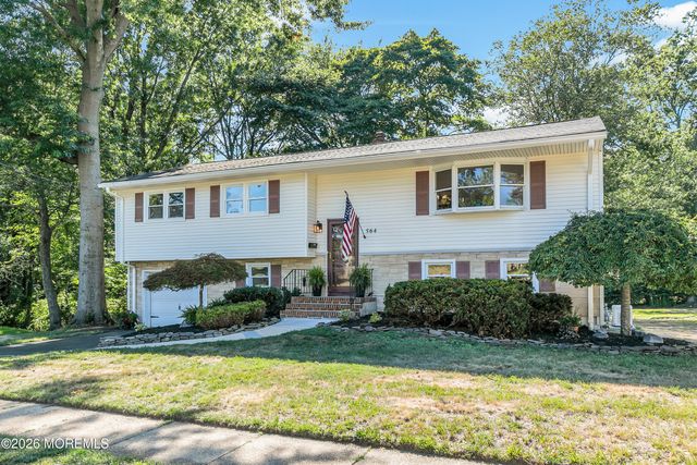 564 Morley Court, Middletown, NJ 07718