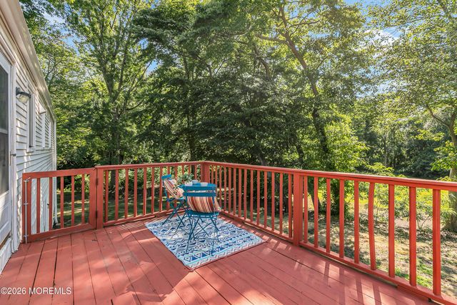 564 Morley Court, Middletown, NJ 07718