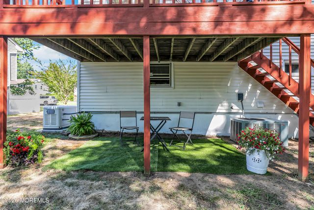 564 Morley Court, Middletown, NJ 07718