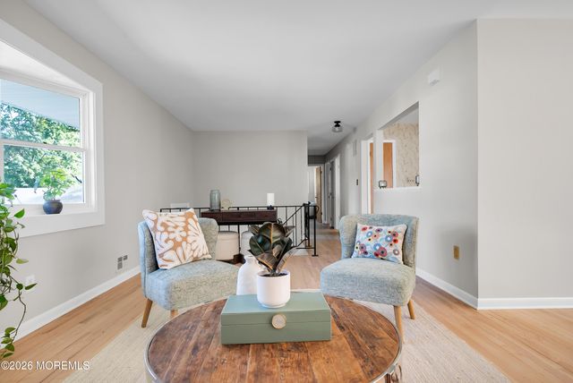 564 Morley Court, Middletown, NJ 07718