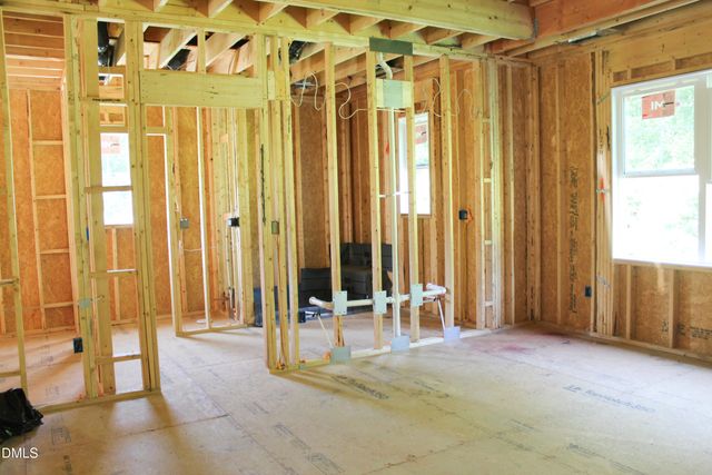 20 Home Place Lane, Zebulon, NC 27597