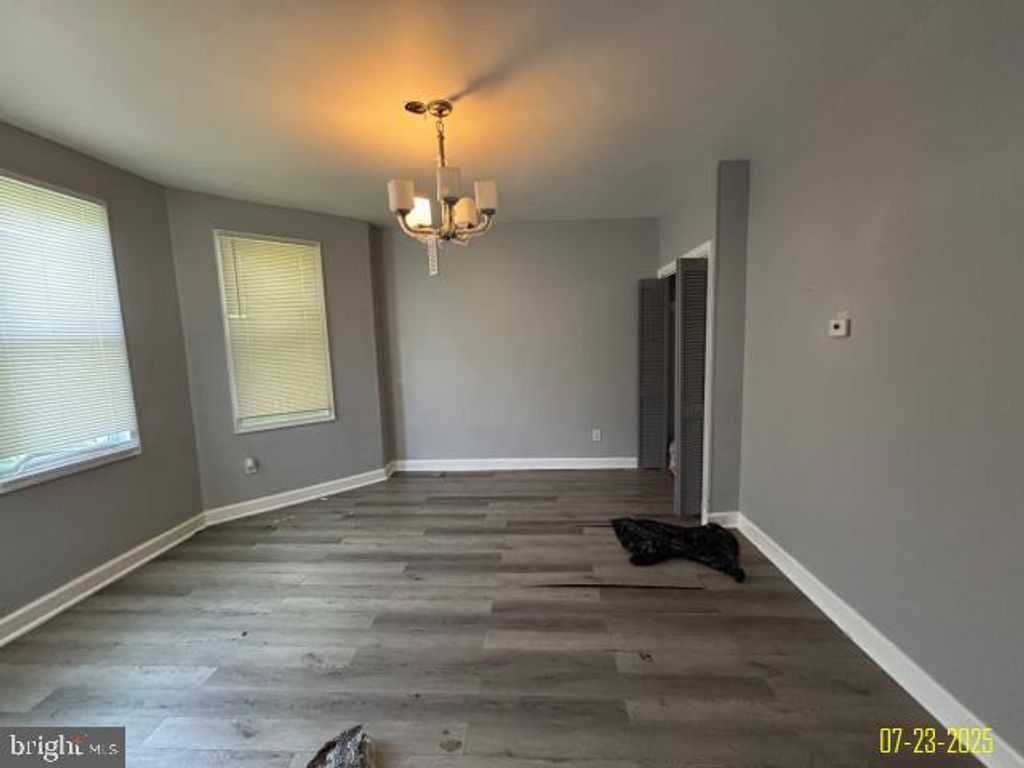 Image 10 of property listing at 4203 SPRINGWOOD AVE, Baltimore, MD 21206