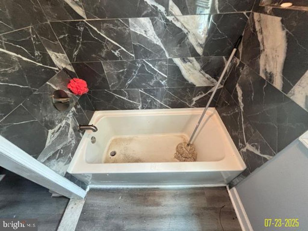 Image 55 of property listing at 4203 SPRINGWOOD AVE, Baltimore, MD 21206