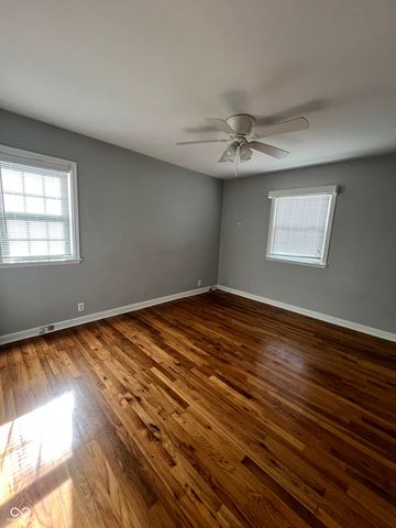 4728 Boulevard Place, Indianapolis, IN 46208