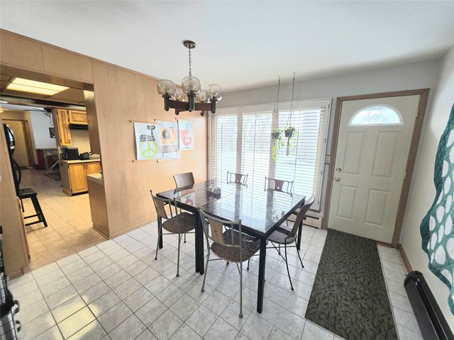 814 E First Street, Madrid, IA 50156