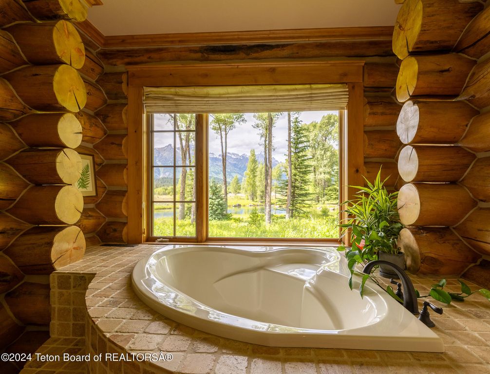 70 W AVALANCHE CANYON Drive, Jackson, WY 83001 photo 19