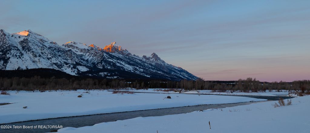 70 W AVALANCHE CANYON Drive, Jackson, WY 83001 photo 38