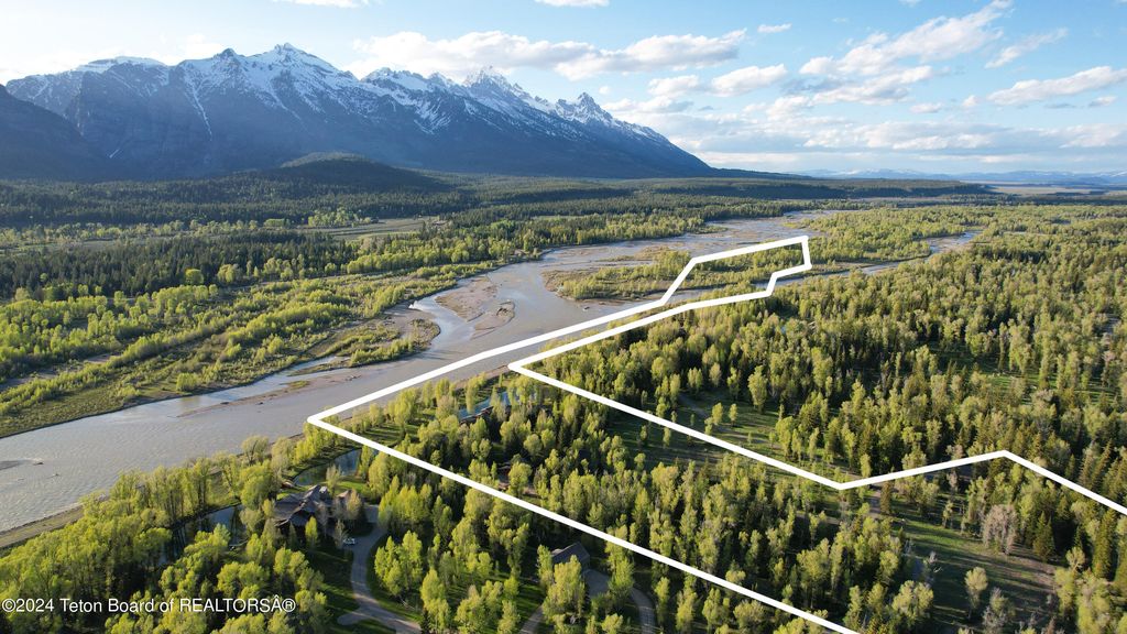 70 W AVALANCHE CANYON Drive, Jackson, WY 83001 photo 4