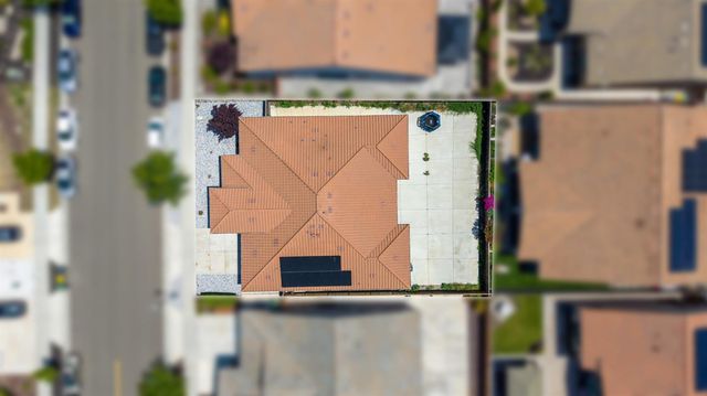 566 Albany St, Lathrop, CA 95330
