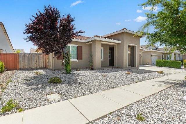 566 Albany St, Lathrop, CA 95330