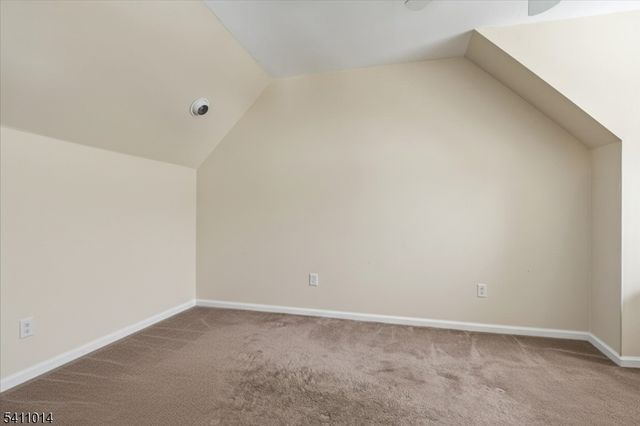 240 Cambridge Ct, Clifton City, NJ 07014