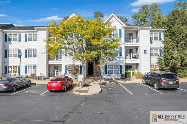 1027 Waterford Drive 1027, Edison, NJ 08817