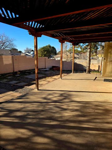 5231 Purcell Drive NE, Albuquerque, NM 87111