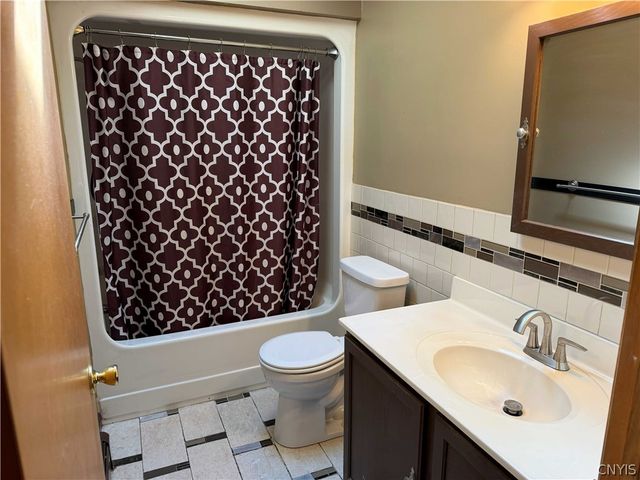 6678 Willow Terrace, Wales, NY 14139