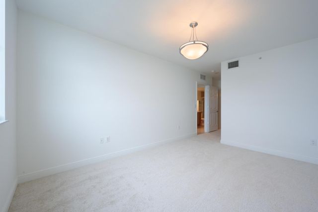 610 Clematis Street 700-702, West Palm Beach, FL 33401