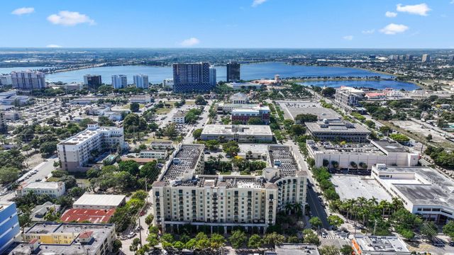 610 Clematis Street 700-702, West Palm Beach, FL 33401