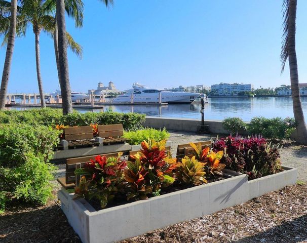 610 Clematis Street 700-702, West Palm Beach, FL 33401