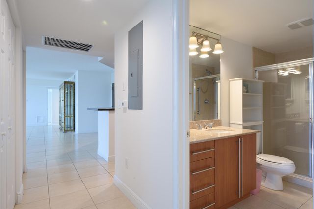 610 Clematis Street 700-702, West Palm Beach, FL 33401