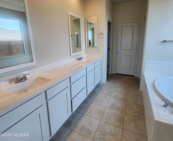 14449 N Saguaro Nest Trail, Marana, AZ 85658