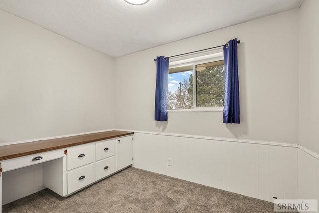 275 Park Street, Newdale, ID 83436