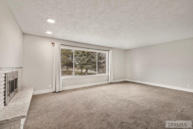 275 Park Street, Newdale, ID 83436