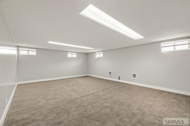 275 Park Street, Newdale, ID 83436