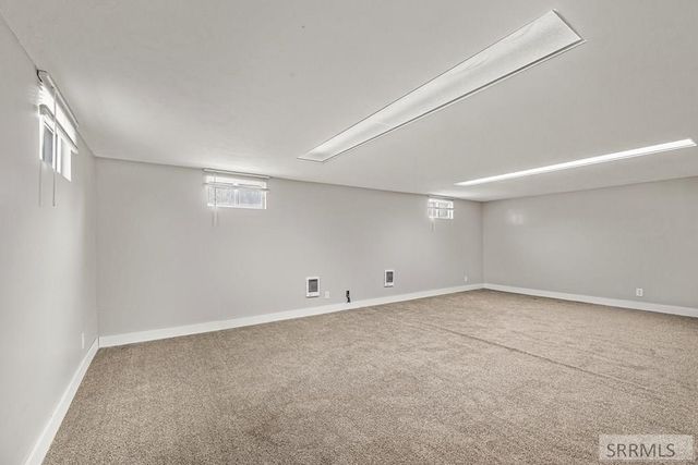 275 Park Street, Newdale, ID 83436