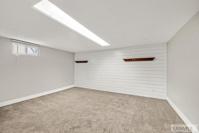 275 Park Street, Newdale, ID 83436