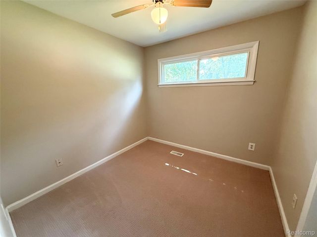 18582 Whitby Street, Livonia, MI 48152