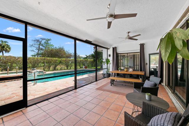 8505 NW 77th Street, Tamarac, FL 33321